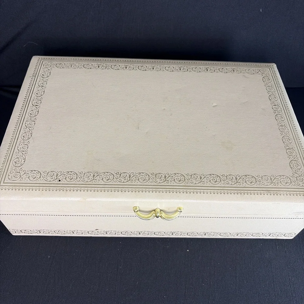 Vintage Mele Ivory Jewelry box Two Tier w Necklace Hooks, Mustard, 12.5x8x3.5